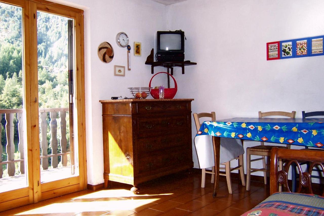 Valtournenche Appartamento Comodo Alle Piste Singlin Dış mekan fotoğraf